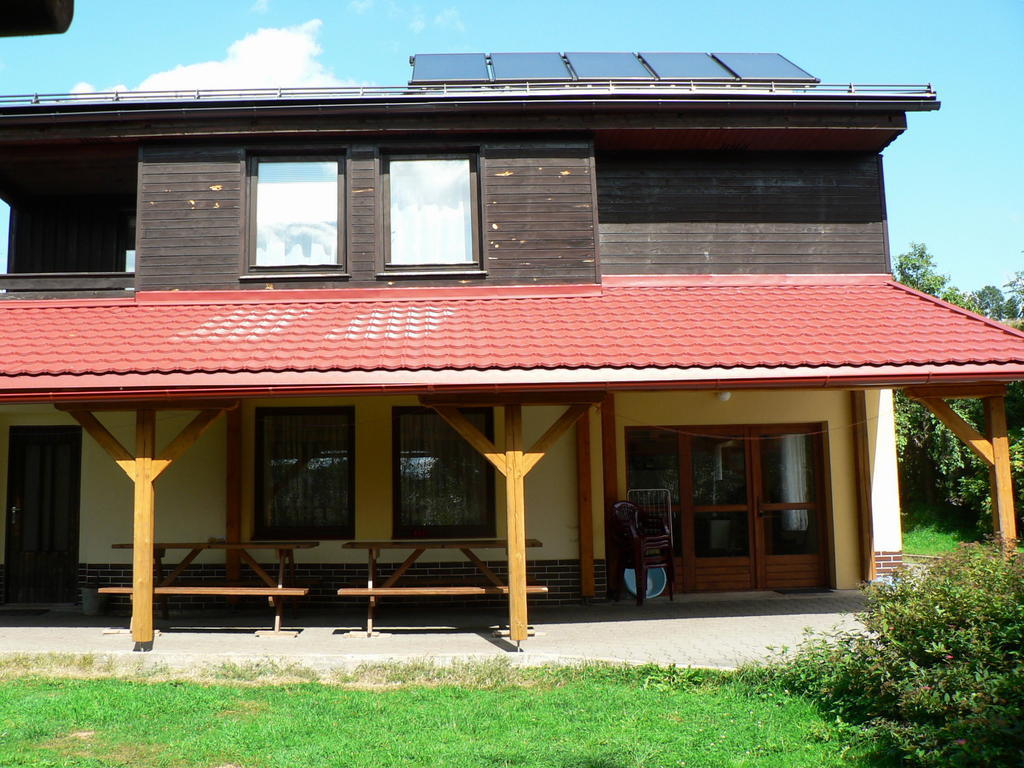 Chata Pod Hájkem Vrchlabí Buitenkant foto