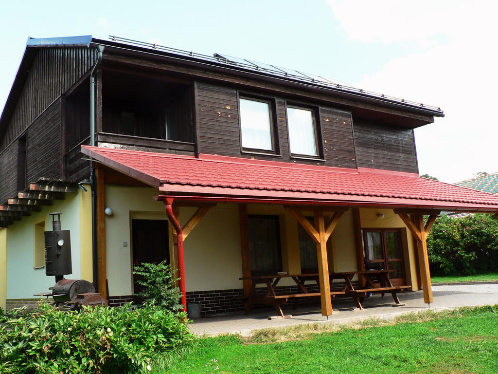 Chata Pod Hájkem Vrchlabí Buitenkant foto