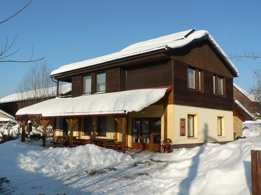 Chata Pod Hájkem Vrchlabí Buitenkant foto