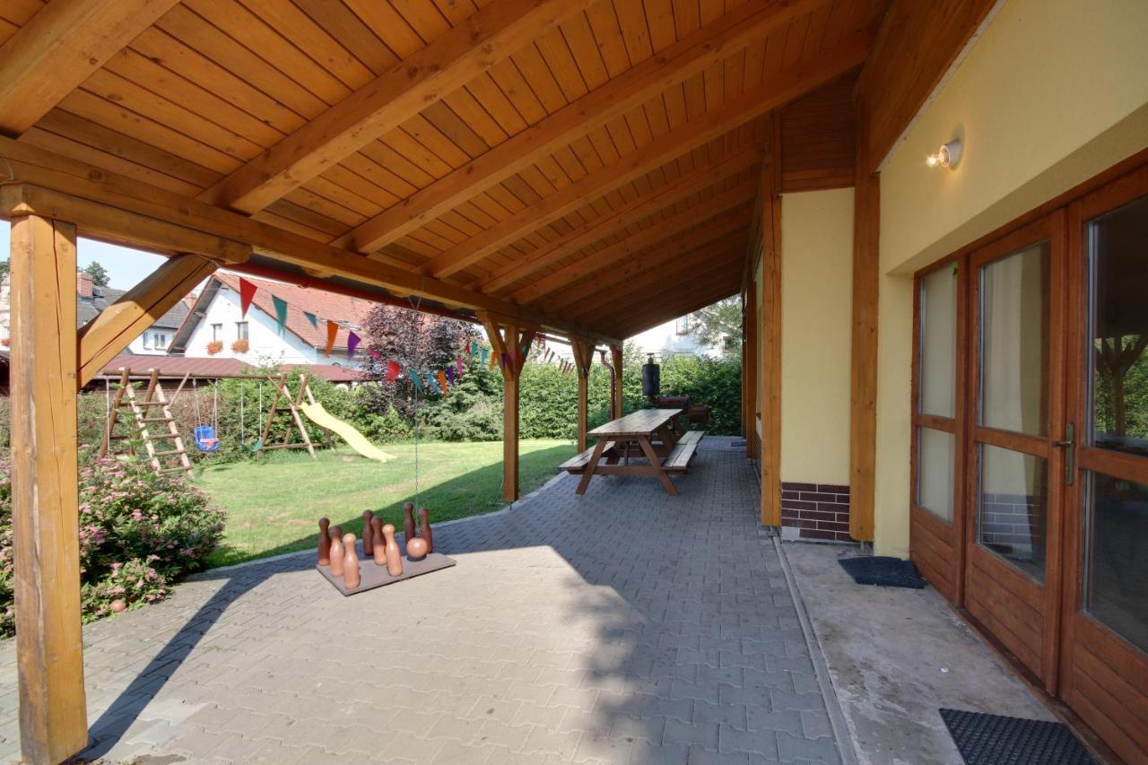 Chata Pod Hájkem Vrchlabí Buitenkant foto